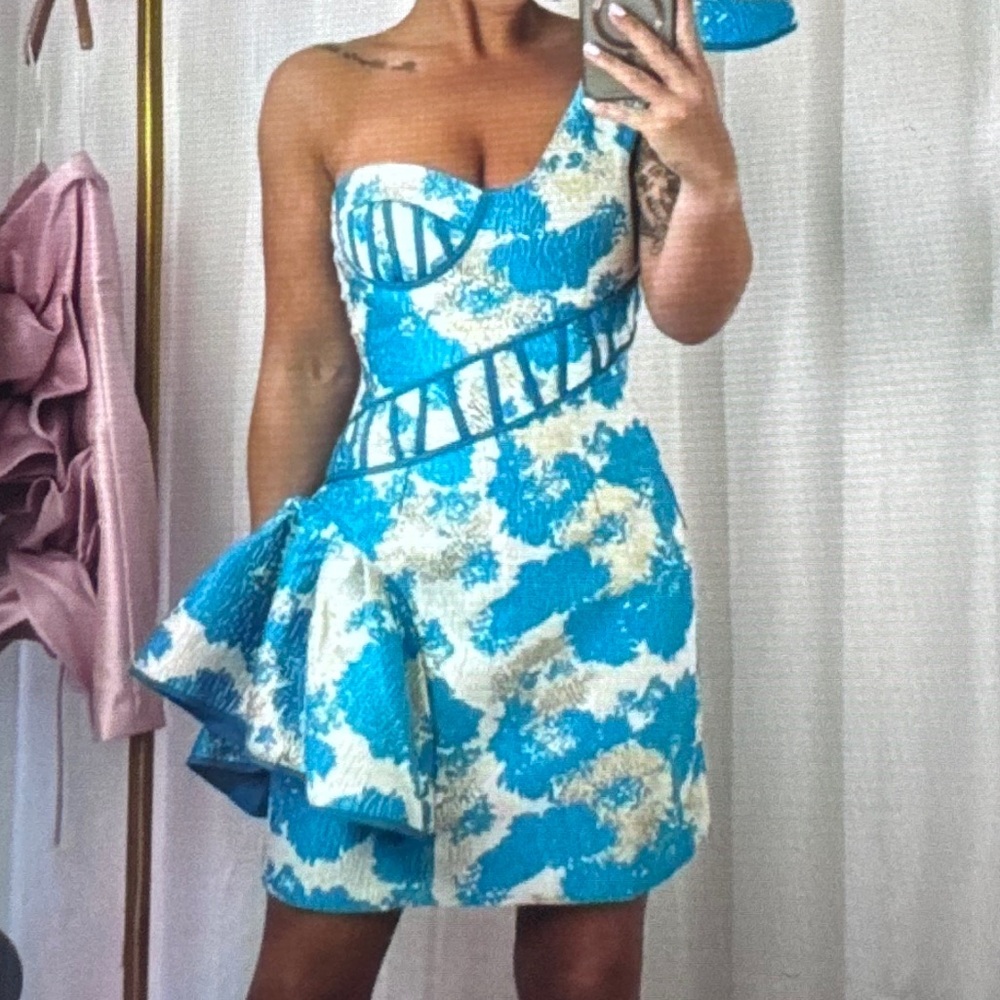 One Shoulder Jacquard Blue Mini Dress Small
No Tags